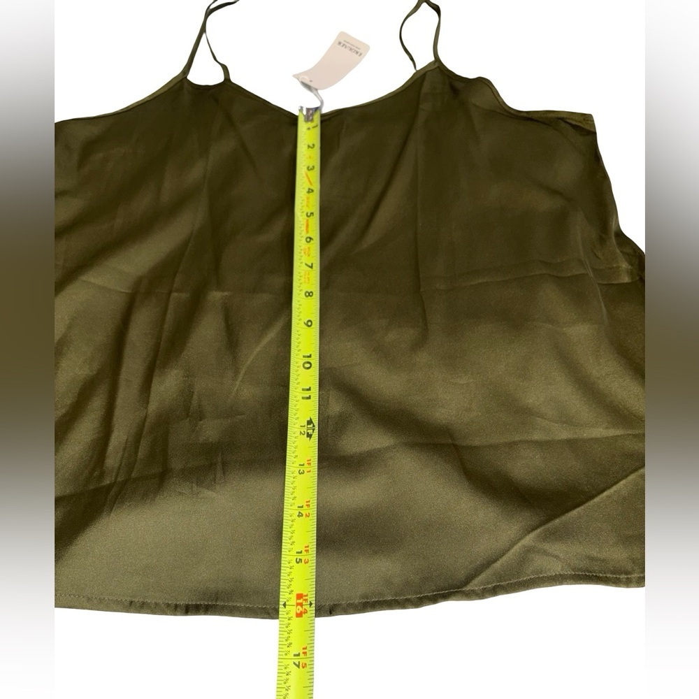 NWT Ekouaer Olive Satin Camisole Tank Top Size M Adjustable Straps - Picture 6 of 6